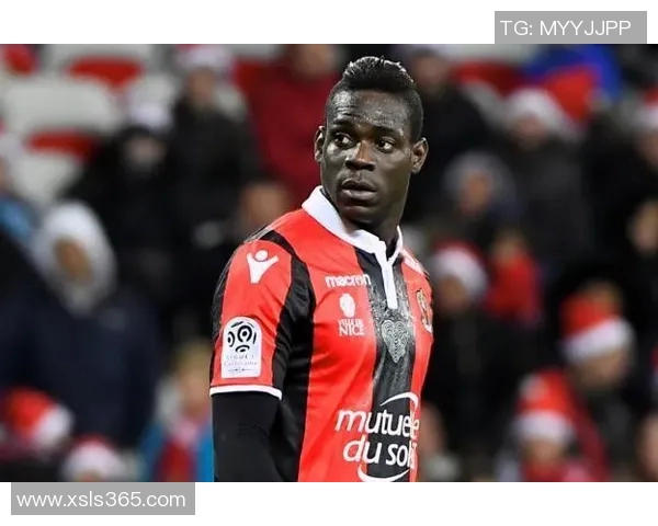 巴神足球明星排名揭秘他为何在足坛独树一帜引发热议